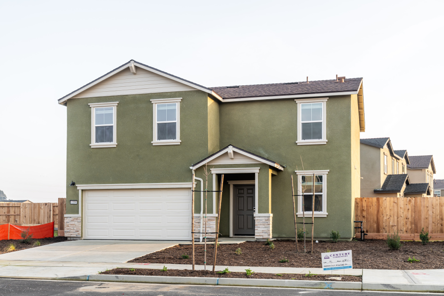 0072 4109 E. Oakridge Avenue