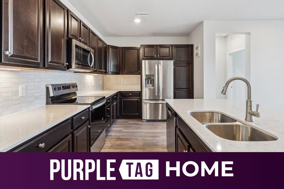 2201 485 Interlocken Blvd., #201