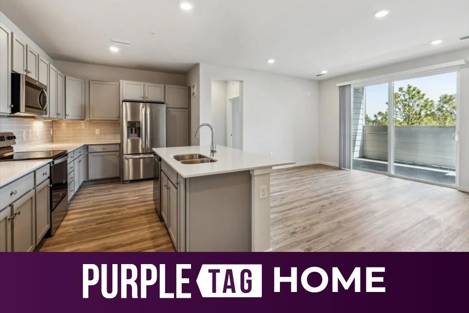 2202 485 Interlocken Blvd., #202