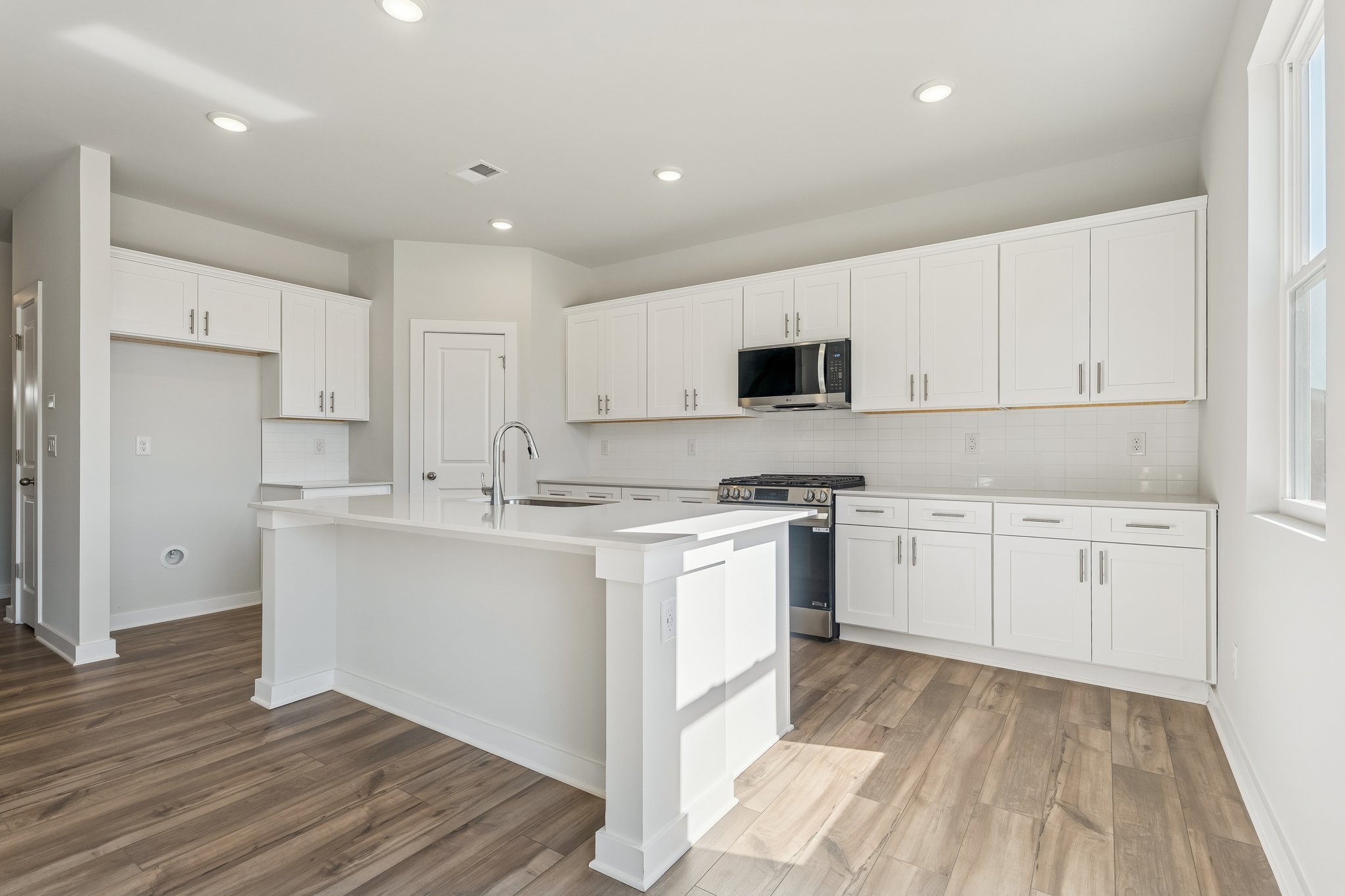 Woodruff II Kitchen at Carpenter Farms in Lincolnton, NC